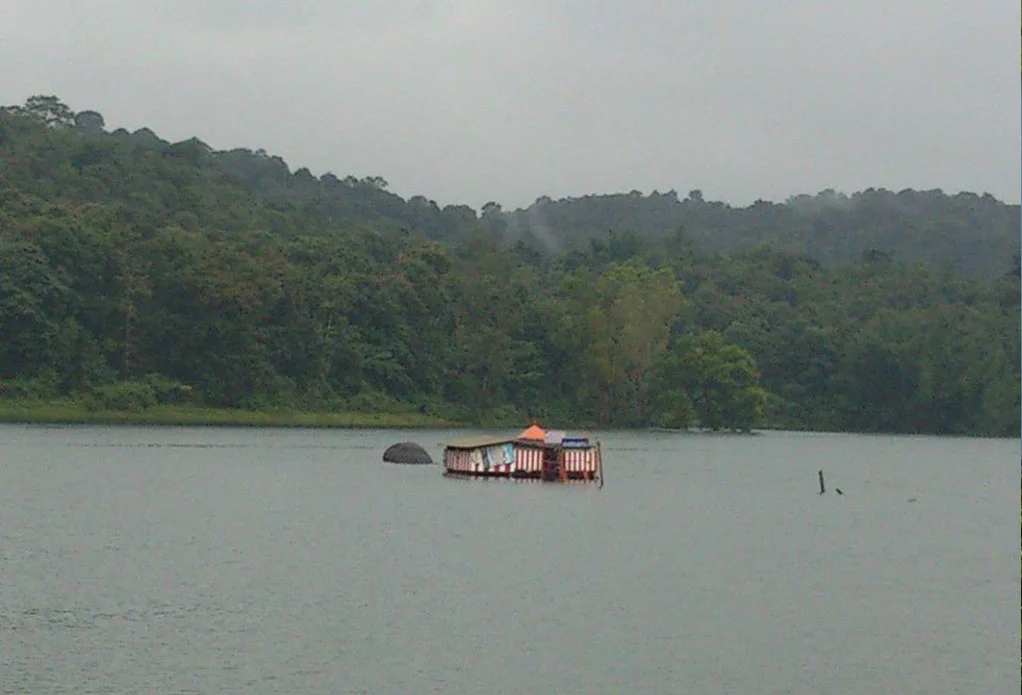 Ayyappancoil-temple-Resort with swimming pool in idukki